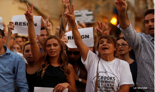 Les Maltais manifestent leur désir d’unité après le meurtre de la journaliste